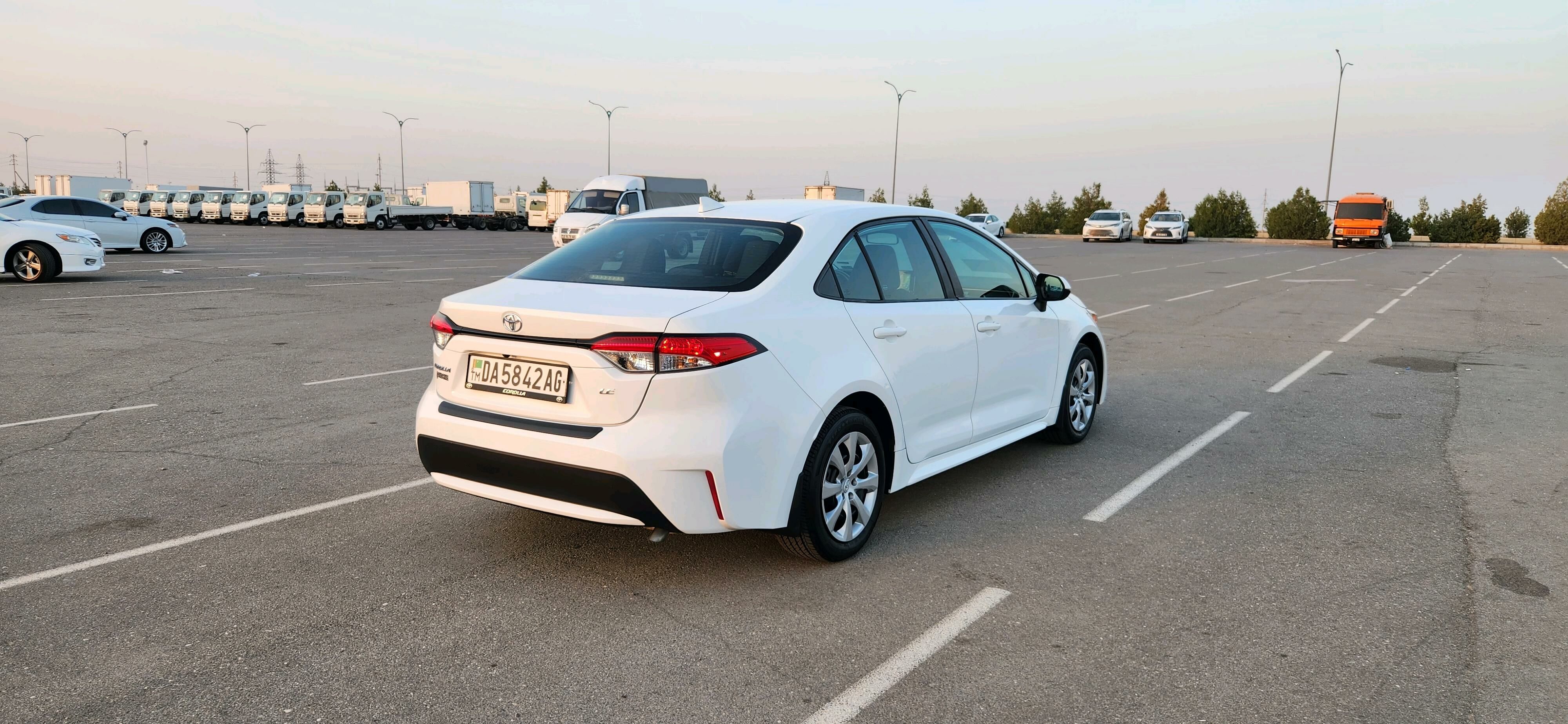 Toyota Corolla 2021 - 275 000 TMT - Ашхабад - img 4