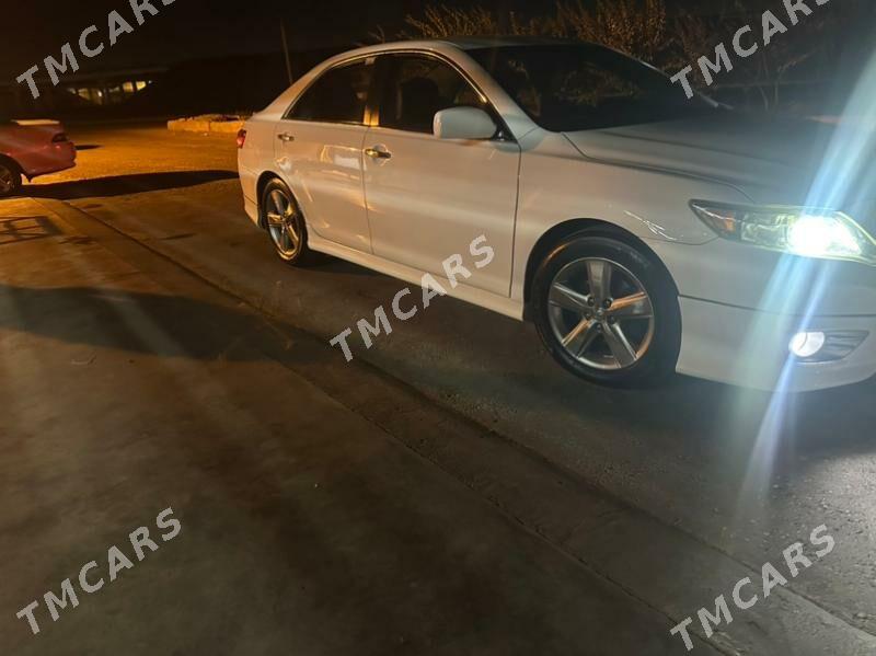 Toyota Camry 2010 - 190 000 TMT - Мары - img 3
