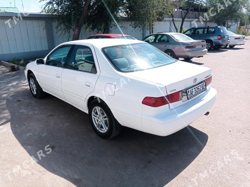 Toyota Camry 2001 - 146 000 TMT - Кёнеургенч - img 1