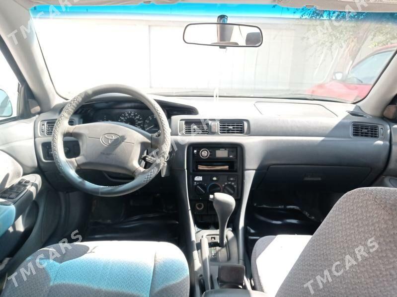 Toyota Camry 2001 - 146 000 TMT - Кёнеургенч - img 5