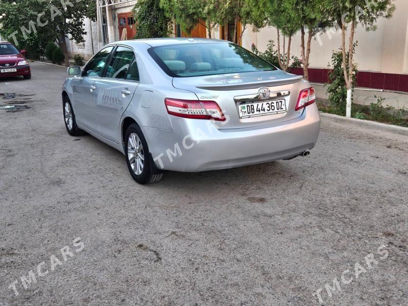 Toyota Camry 2011 - 200 000 TMT - Дашогуз - img 6