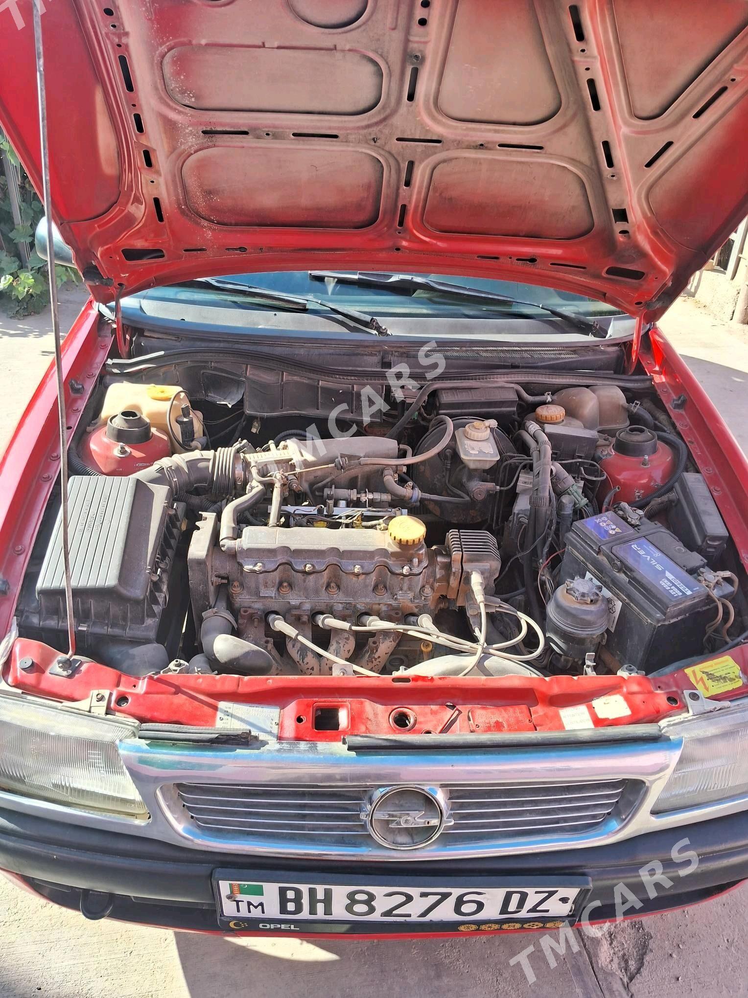 Opel Astra 1996 - 40 000 TMT - Дашогуз - img 3