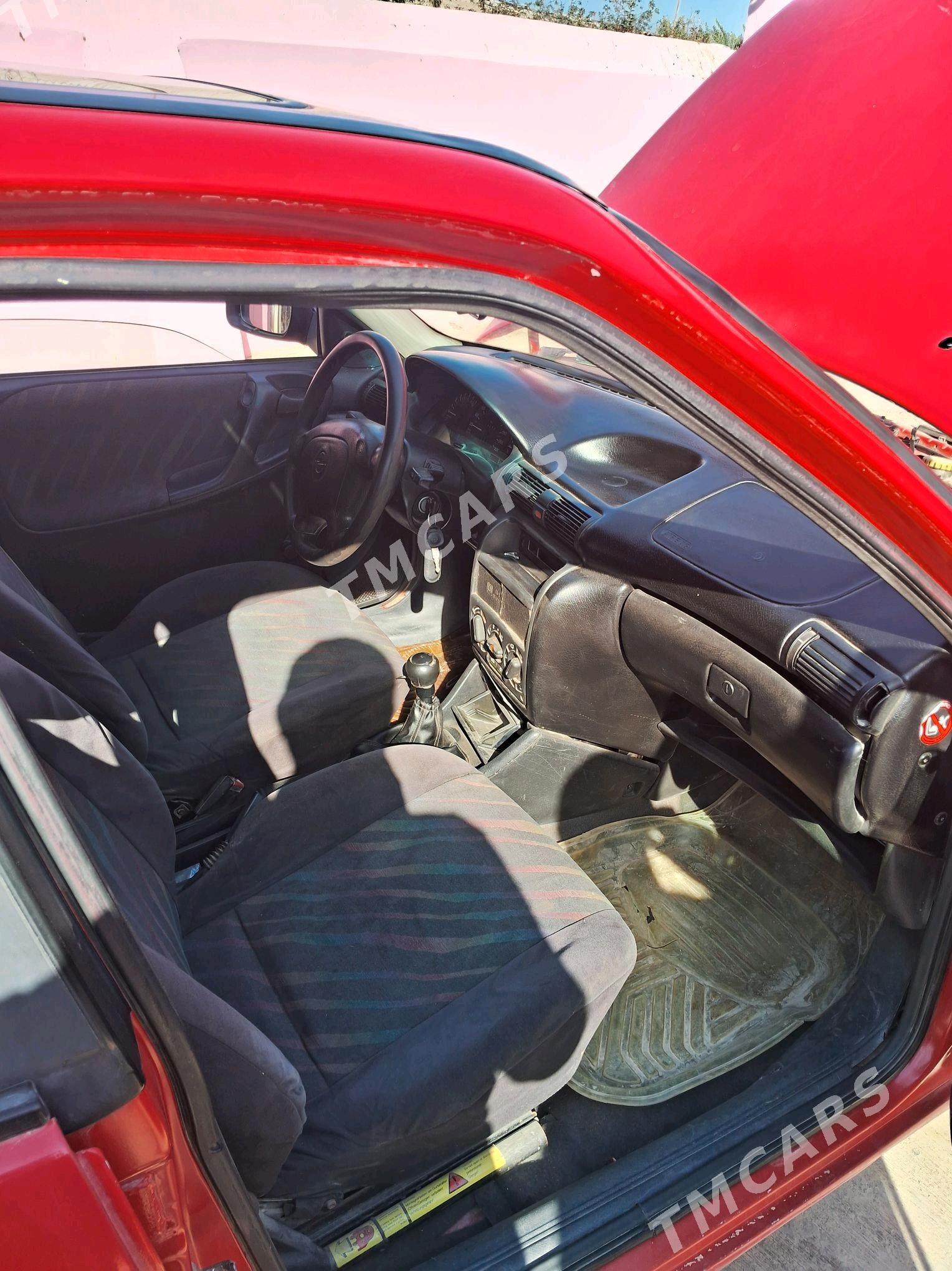 Opel Astra 1996 - 40 000 TMT - Дашогуз - img 2