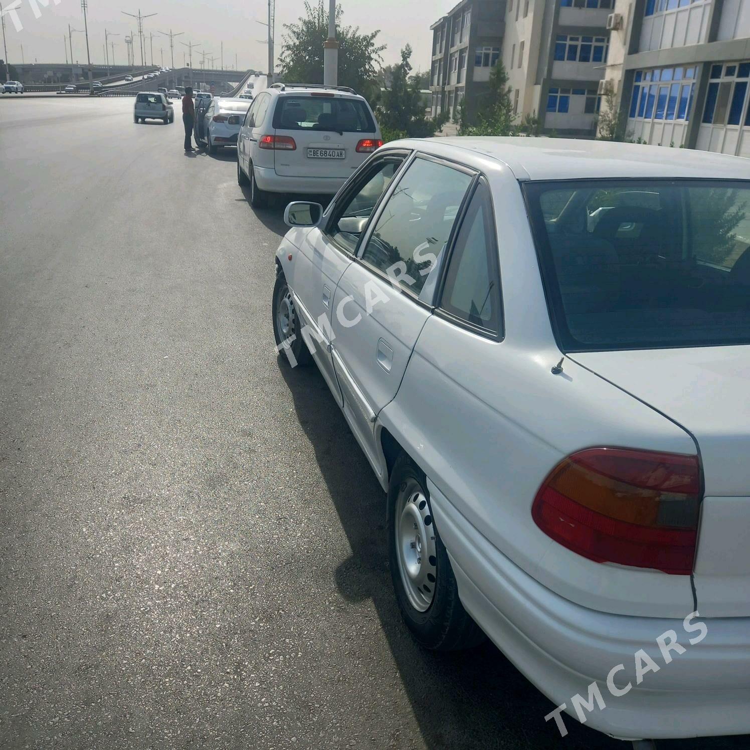 Opel Astra 1995 - 36 000 TMT - Ак-Бугдайский этрап - img 4
