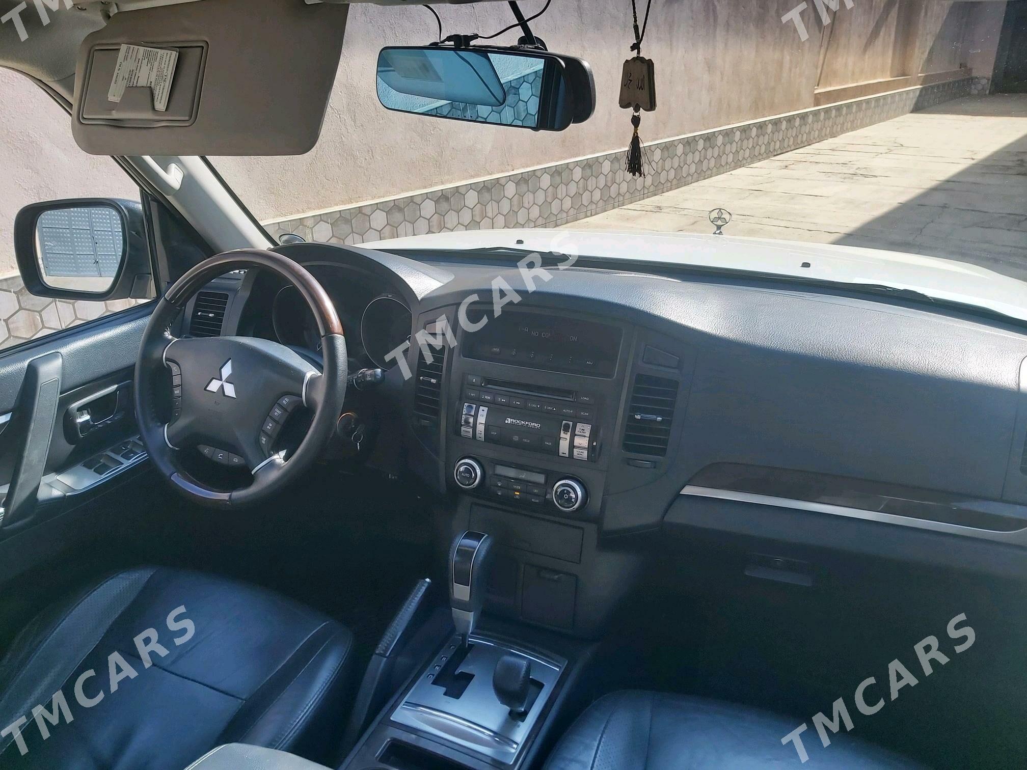 Mitsubishi Pajero 2011 - 260 000 TMT - Daşoguz - img 4