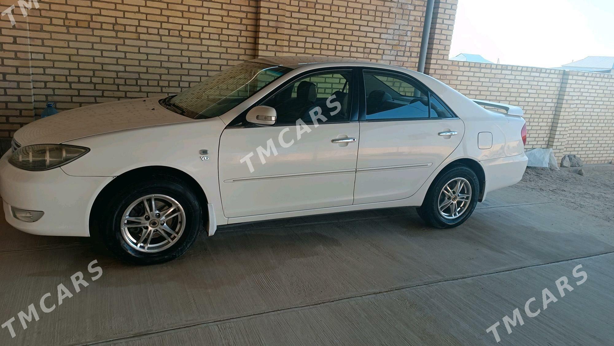 Toyota Camry 2002 - 160 000 TMT - Газаджак - img 5