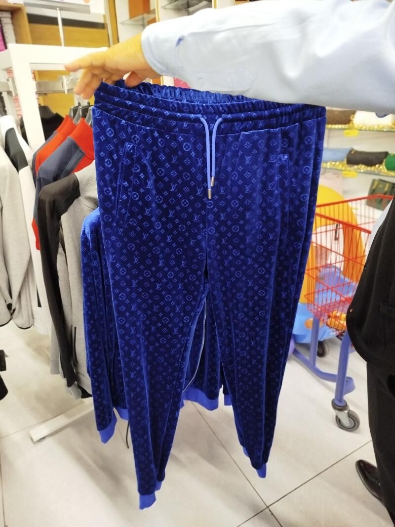 Sparçifka LOUİS VUlTTON - Мир 2 - img 6