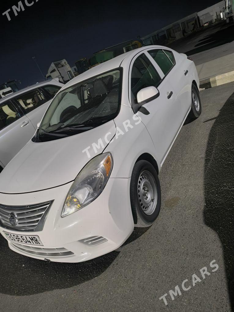 Nissan Versa 2011 - 120 000 TMT - Мары - img 2