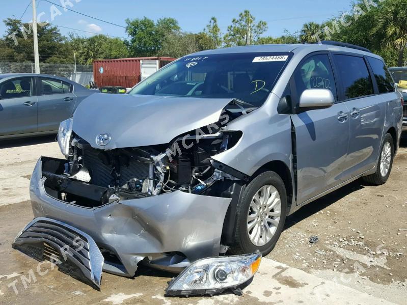 Toyota Sienna 2015 - 360 000 TMT - Baýramaly - img 3