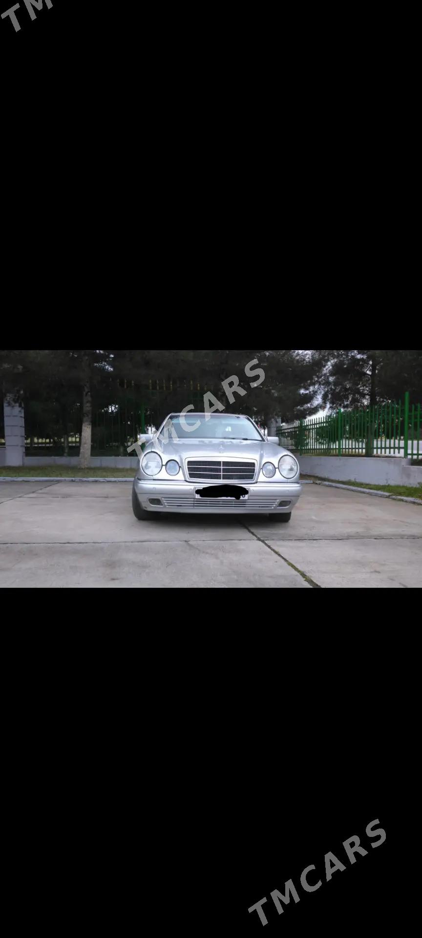 Mercedes-Benz E320 1997 - 80 000 TMT - Ашхабад - img 1