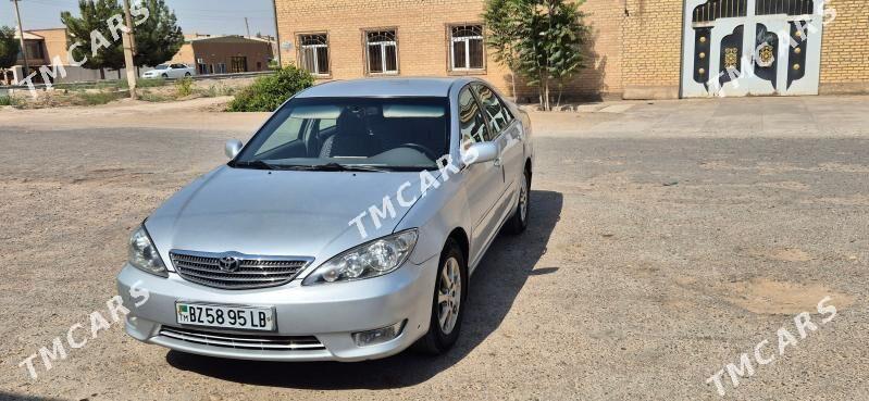 Toyota Camry 2004 - 152 000 TMT - Гарабекевюл - img 1