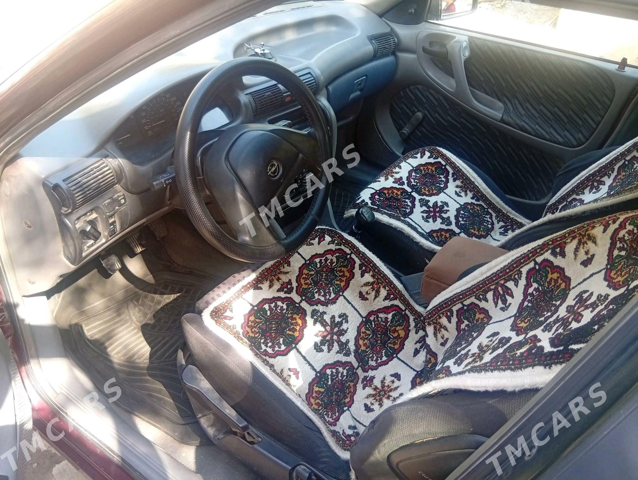 Opel Astra 1992 - 36 000 TMT - Дашогуз - img 3