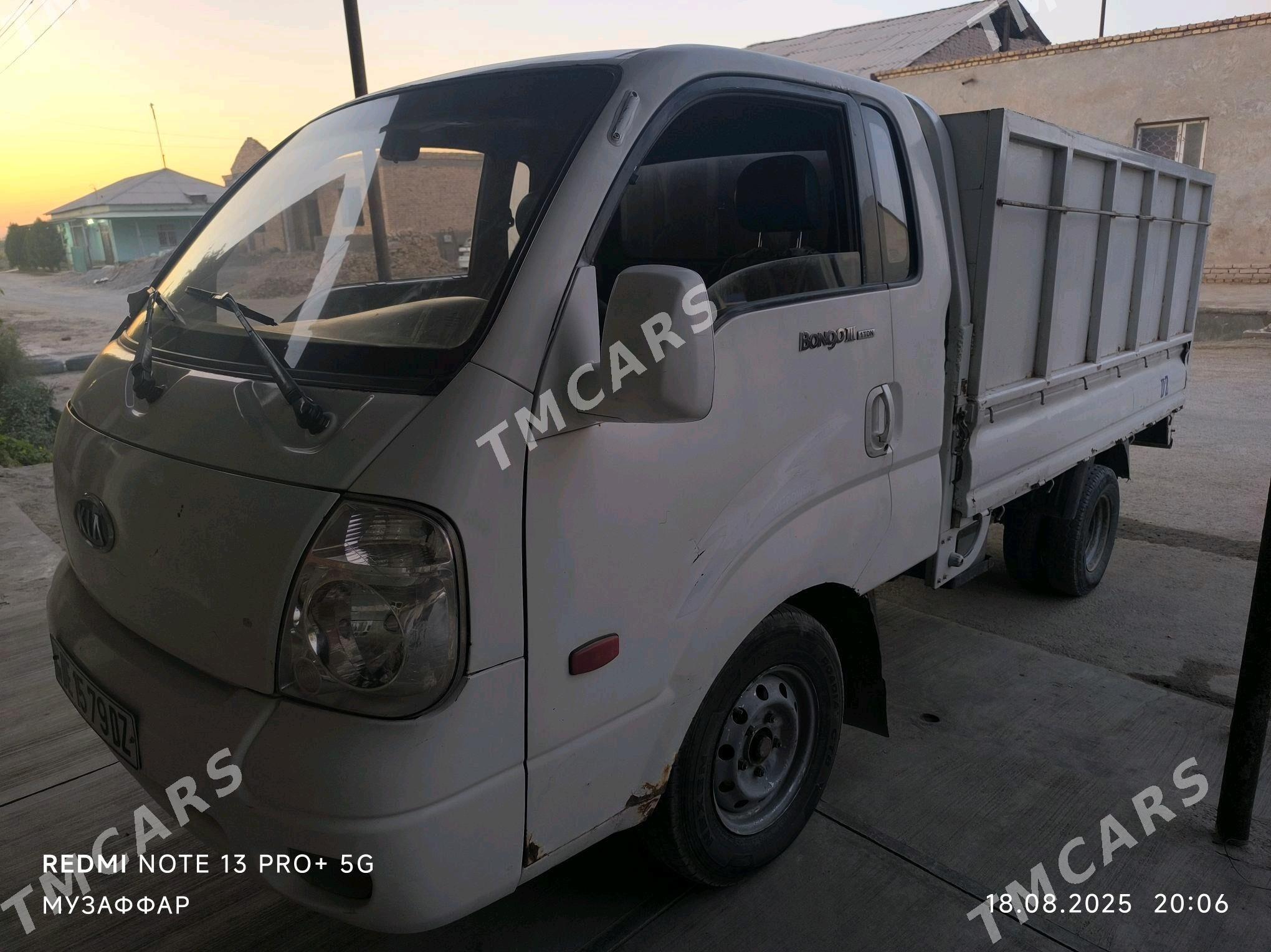 Kia Bongo 2005 - 120 000 TMT - Daşoguz - img 4