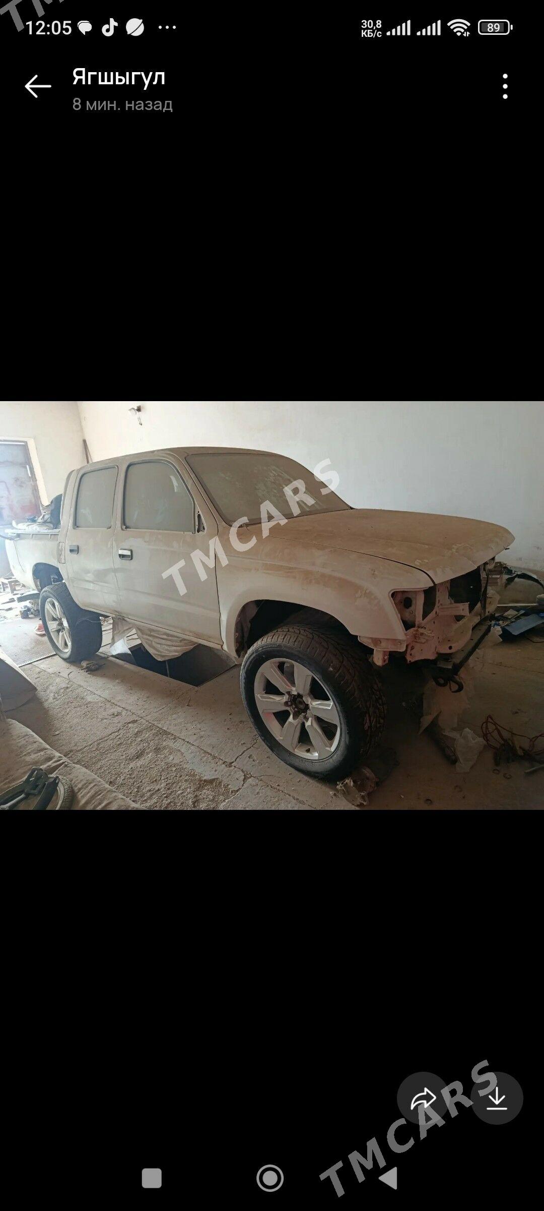 Toyota Hilux 2003 - 60 000 TMT - Туркменбаши - img 3