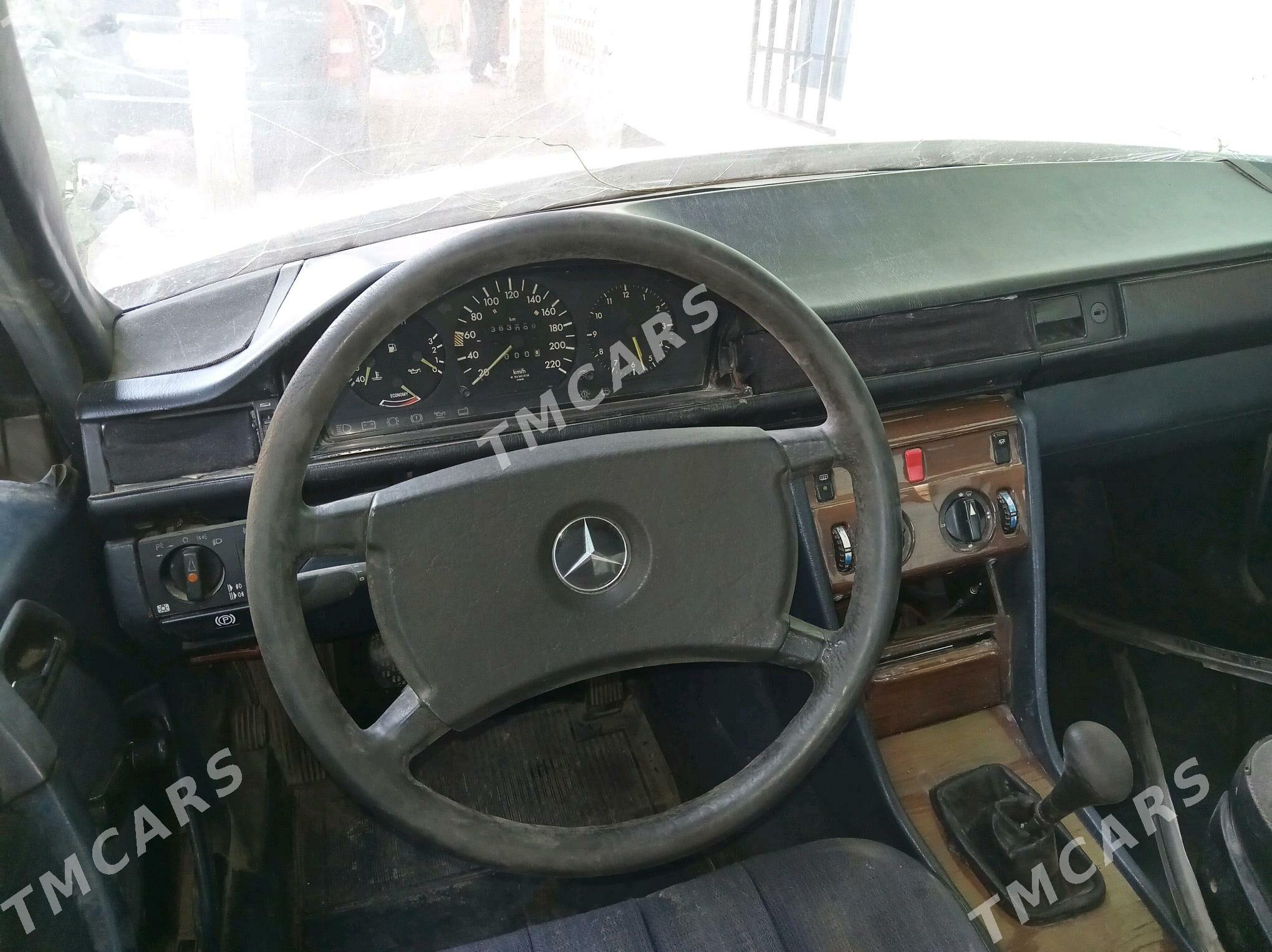 Mercedes-Benz E320 1988 - 22 000 TMT - Daşoguz - img 2