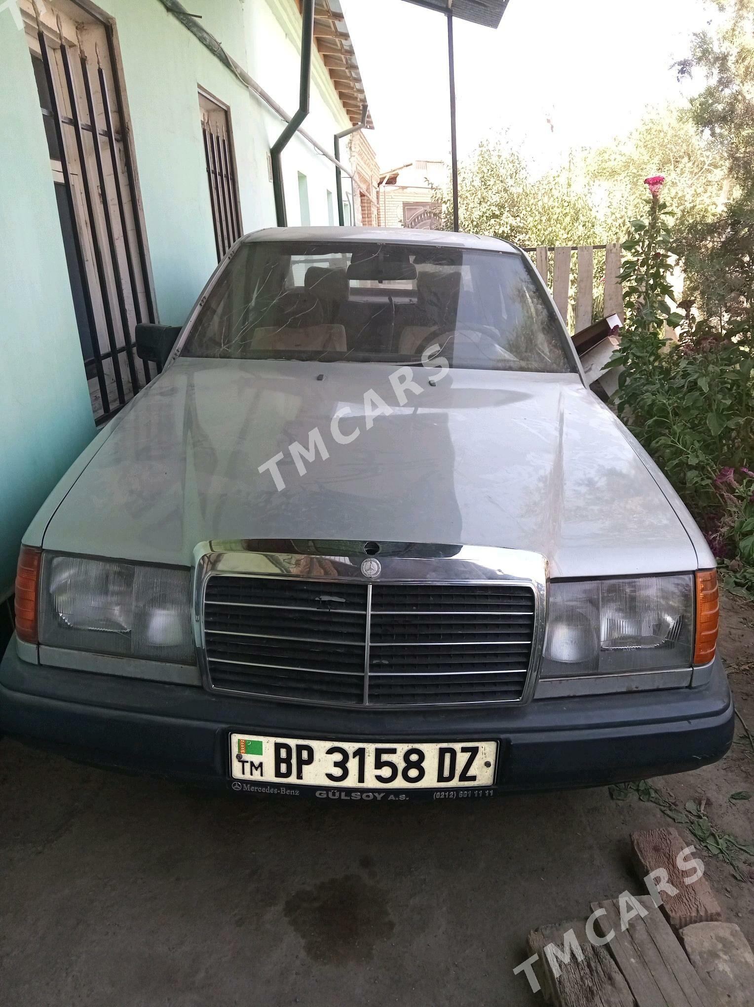 Mercedes-Benz E320 1988 - 22 000 TMT - Daşoguz - img 1