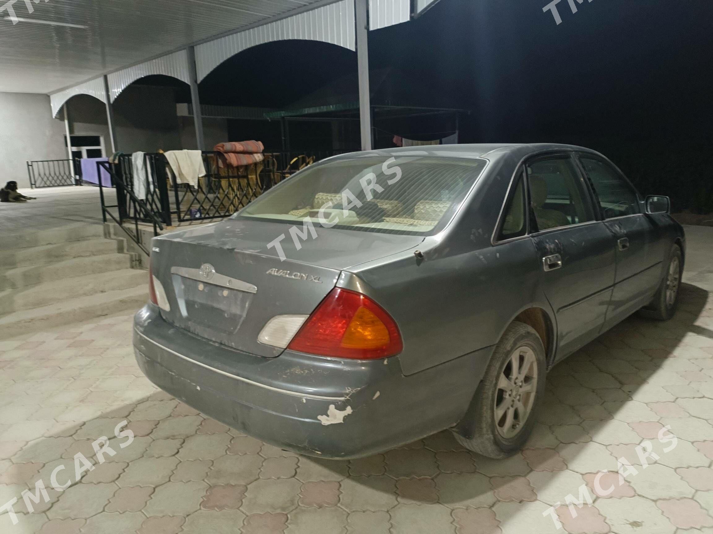 Toyota Avalon 2001 - 160 000 TMT - Магданлы - img 4