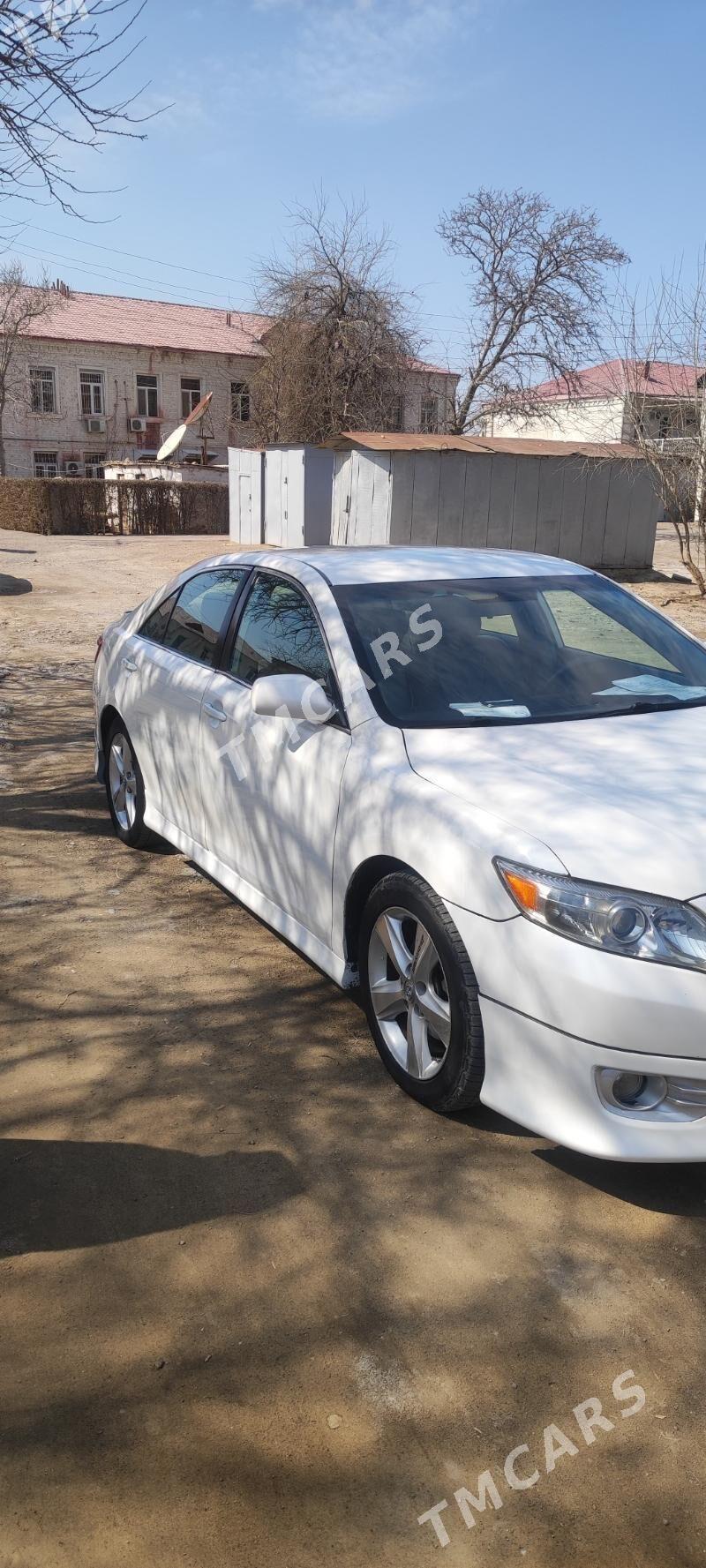 Toyota Camry 2010 - 178 000 TMT - Mary - img 2