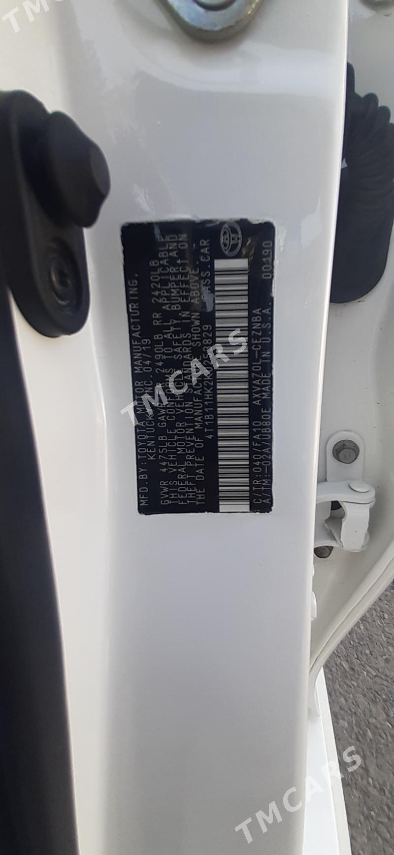 Toyota Camry 2019 - 290 000 TMT - 11 mkr - img 6