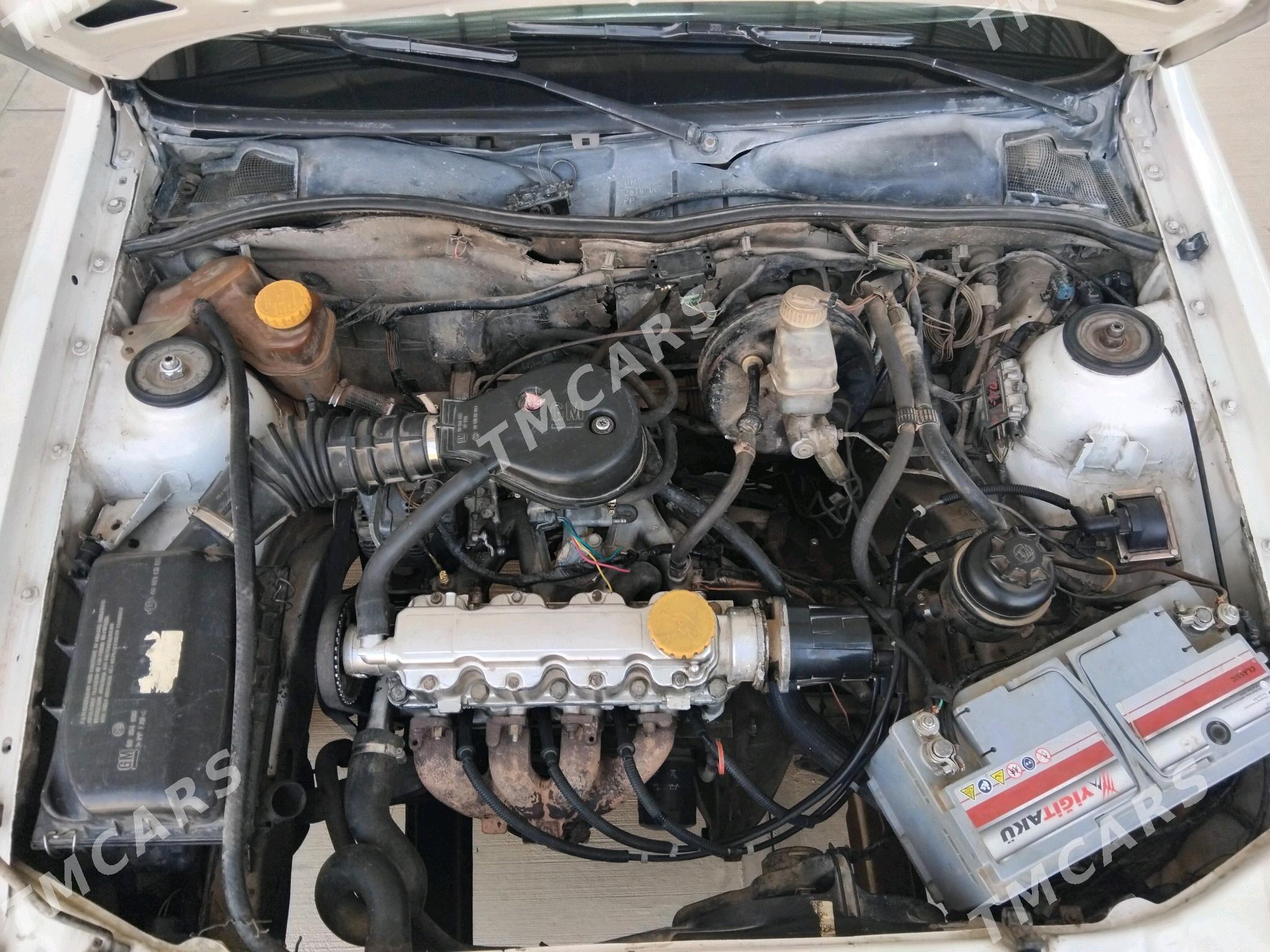Opel Vectra 1989 - 32 000 TMT - Кака - img 5