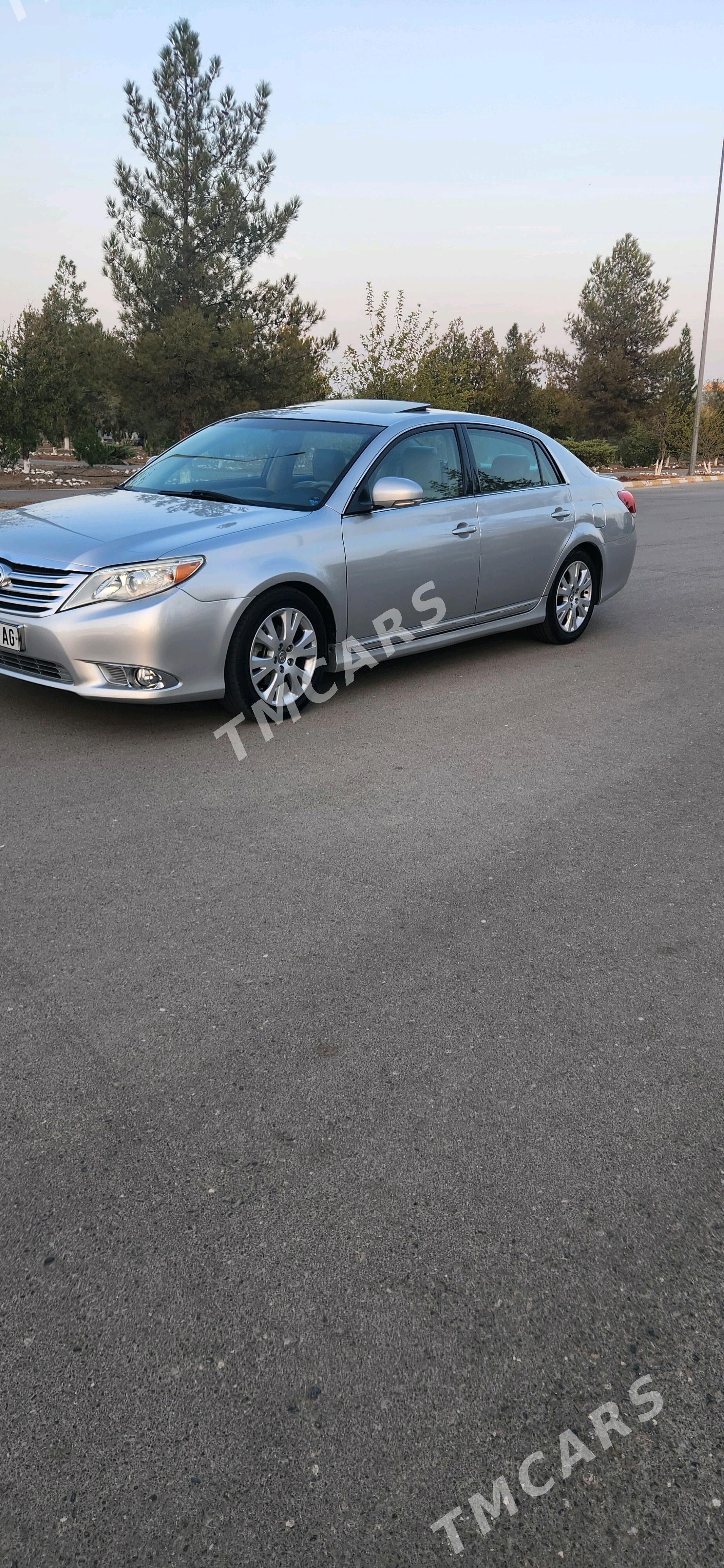 Toyota Avalon 2010 - 254 000 TMT - Aşgabat - img 5