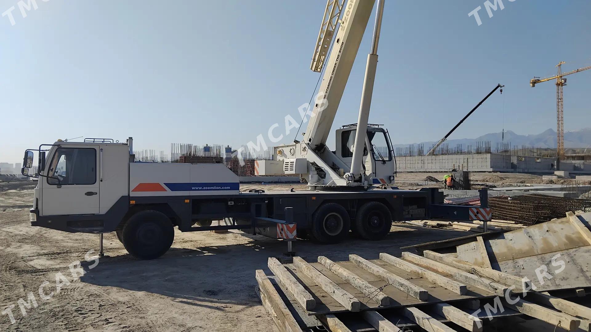 Zoomlion ZCC3500V 2013 - 1 100 000 TMT - Теджен - img 4