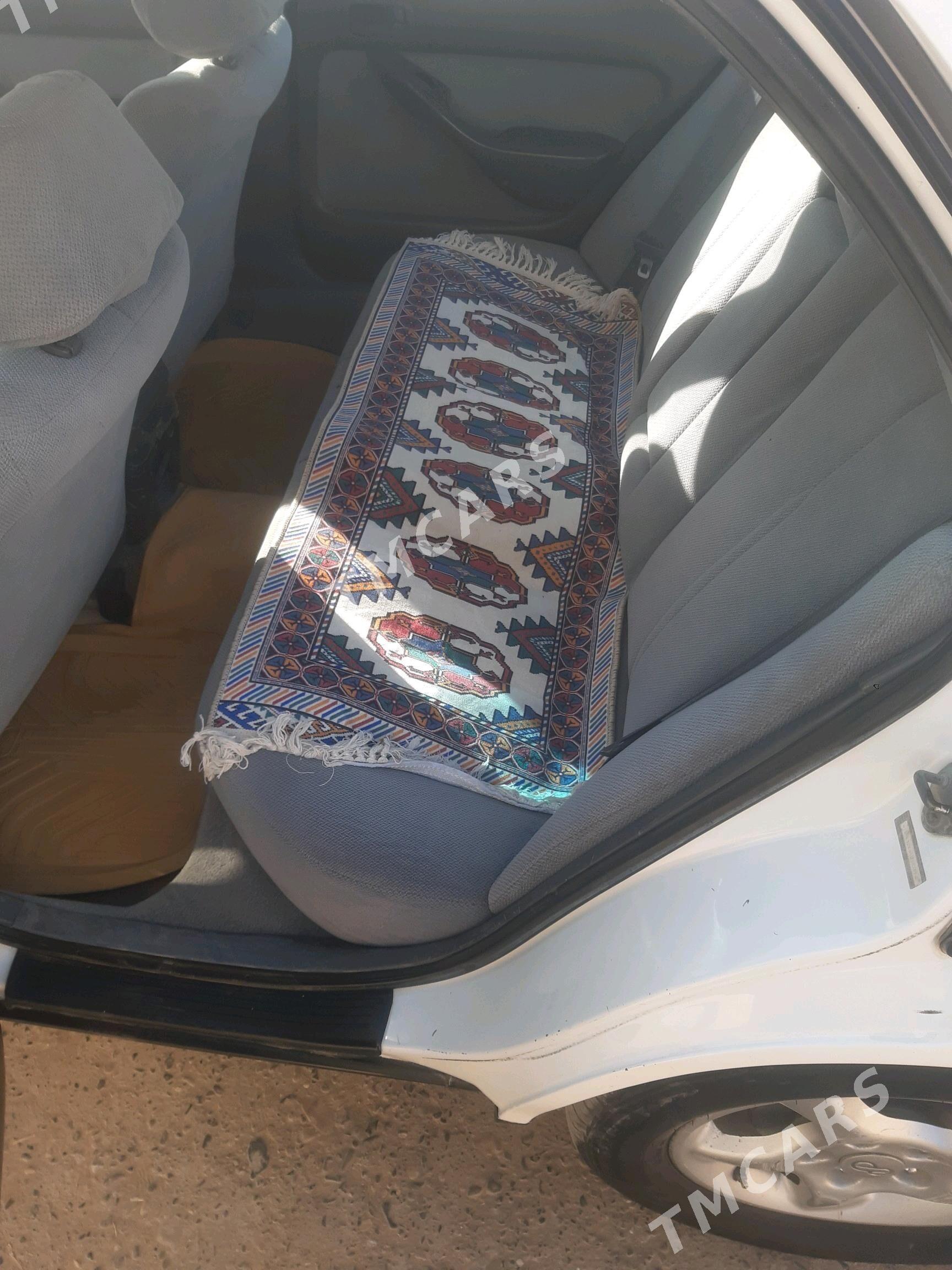 Toyota Camry 1995 - 90 000 TMT - Baýramaly - img 4