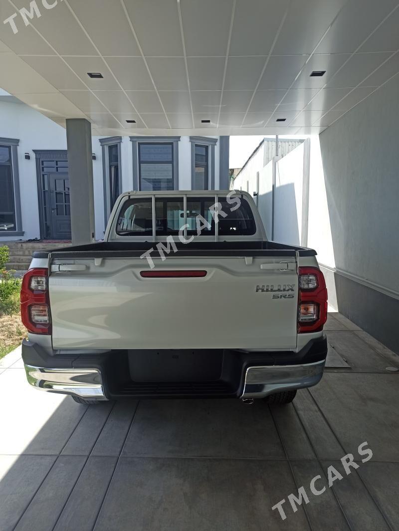 Toyota Hilux 2025 - 683 500 TMT - Ашхабад - img 2