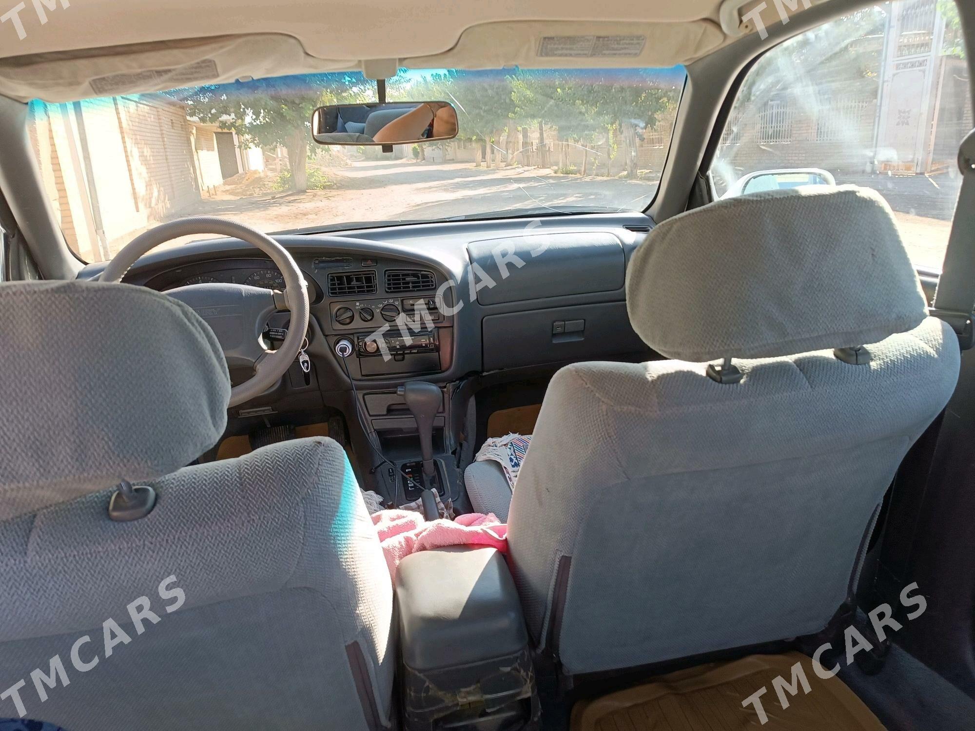 Toyota Camry 1995 - 90 000 TMT - Baýramaly - img 5