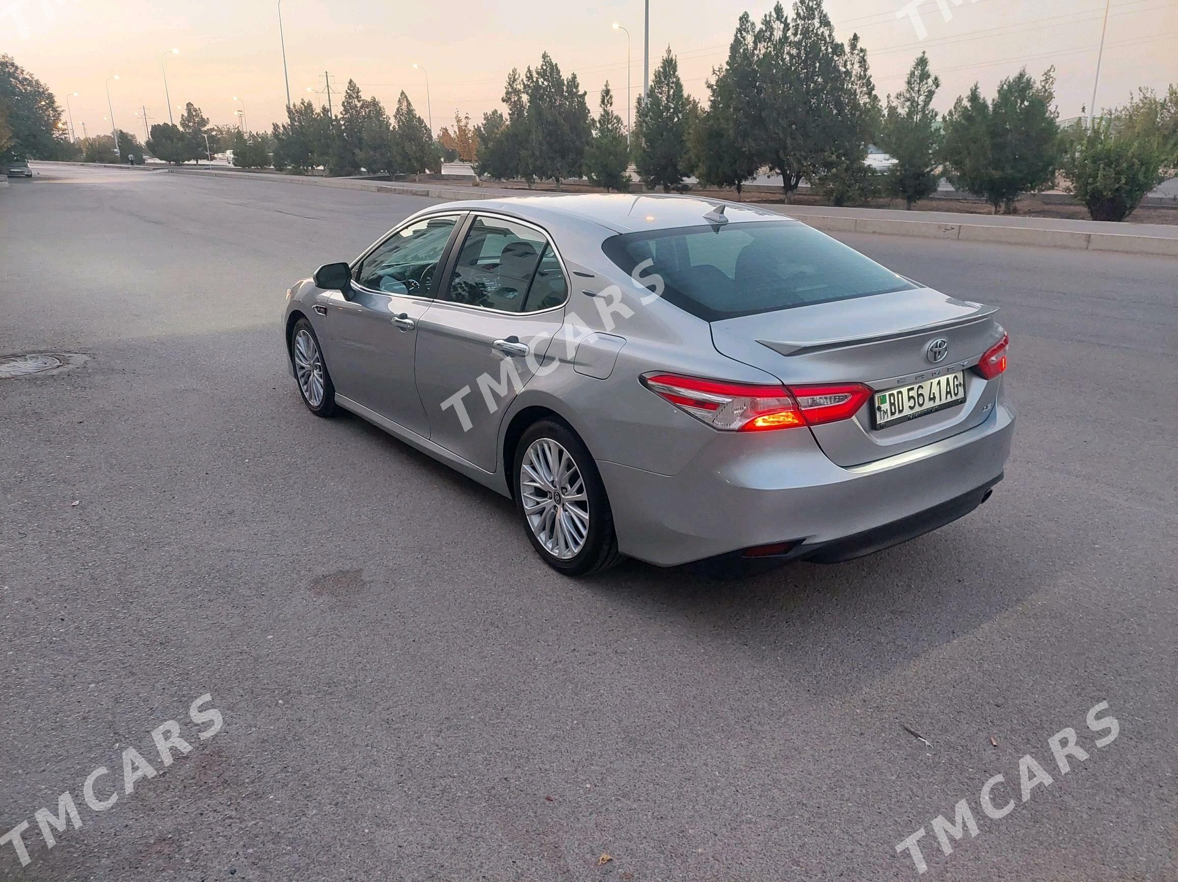 Toyota Camry 2018 - 285 000 TMT - Ашхабад - img 2