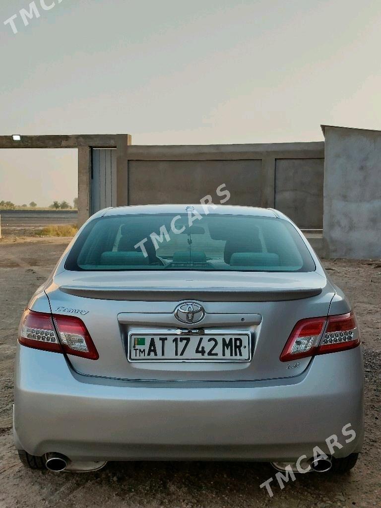 Toyota Camry 2010 - 205 000 TMT - Baýramaly - img 2