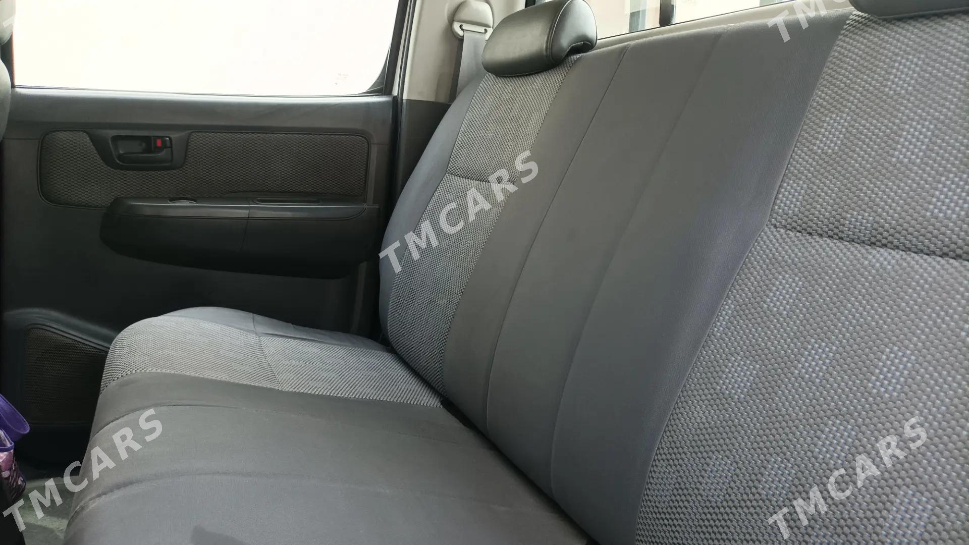 Toyota Hilux 2012 - 340 000 TMT - Хазар - img 5