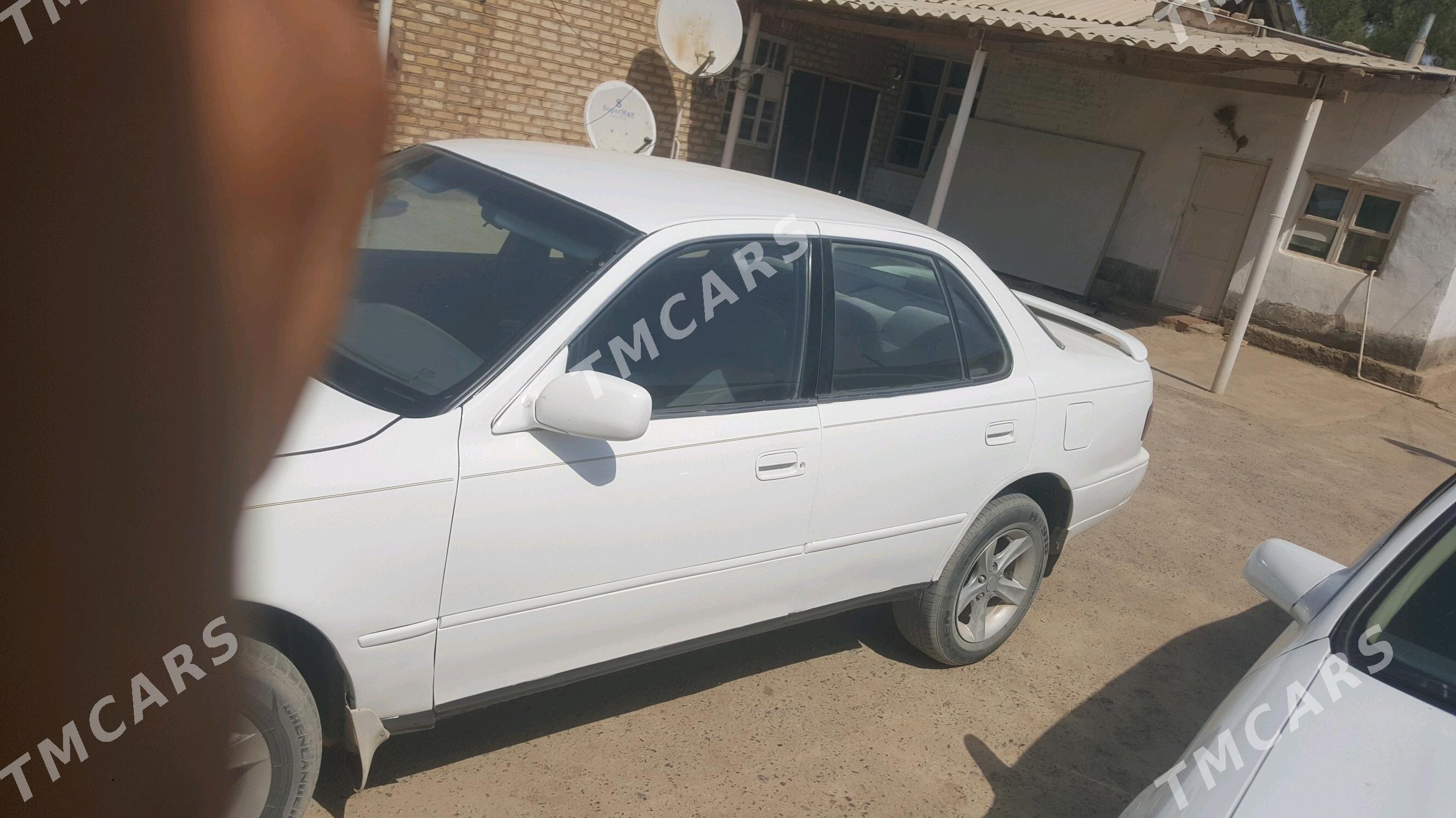 Toyota Camry 1993 - 77 000 TMT - Sarahs - img 2