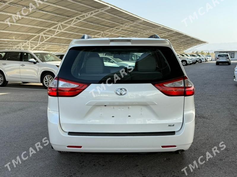 Toyota Sienna 2017 - 385 000 TMT - Aşgabat - img 2