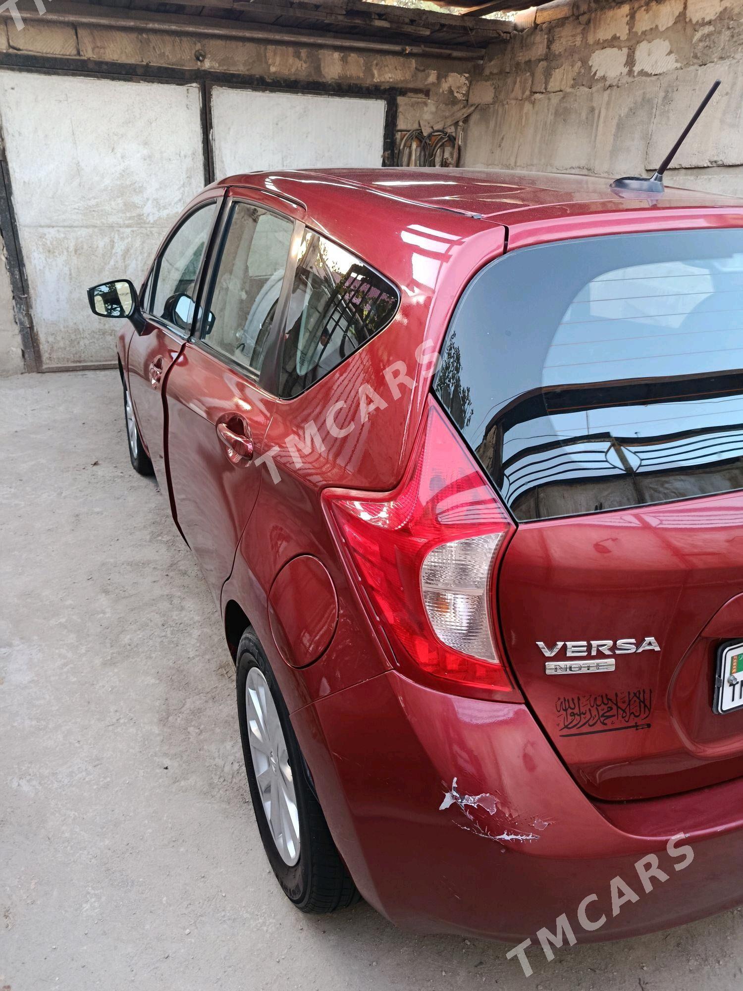 Nissan Versa 2016 - 130 000 TMT - Балканабат - img 3