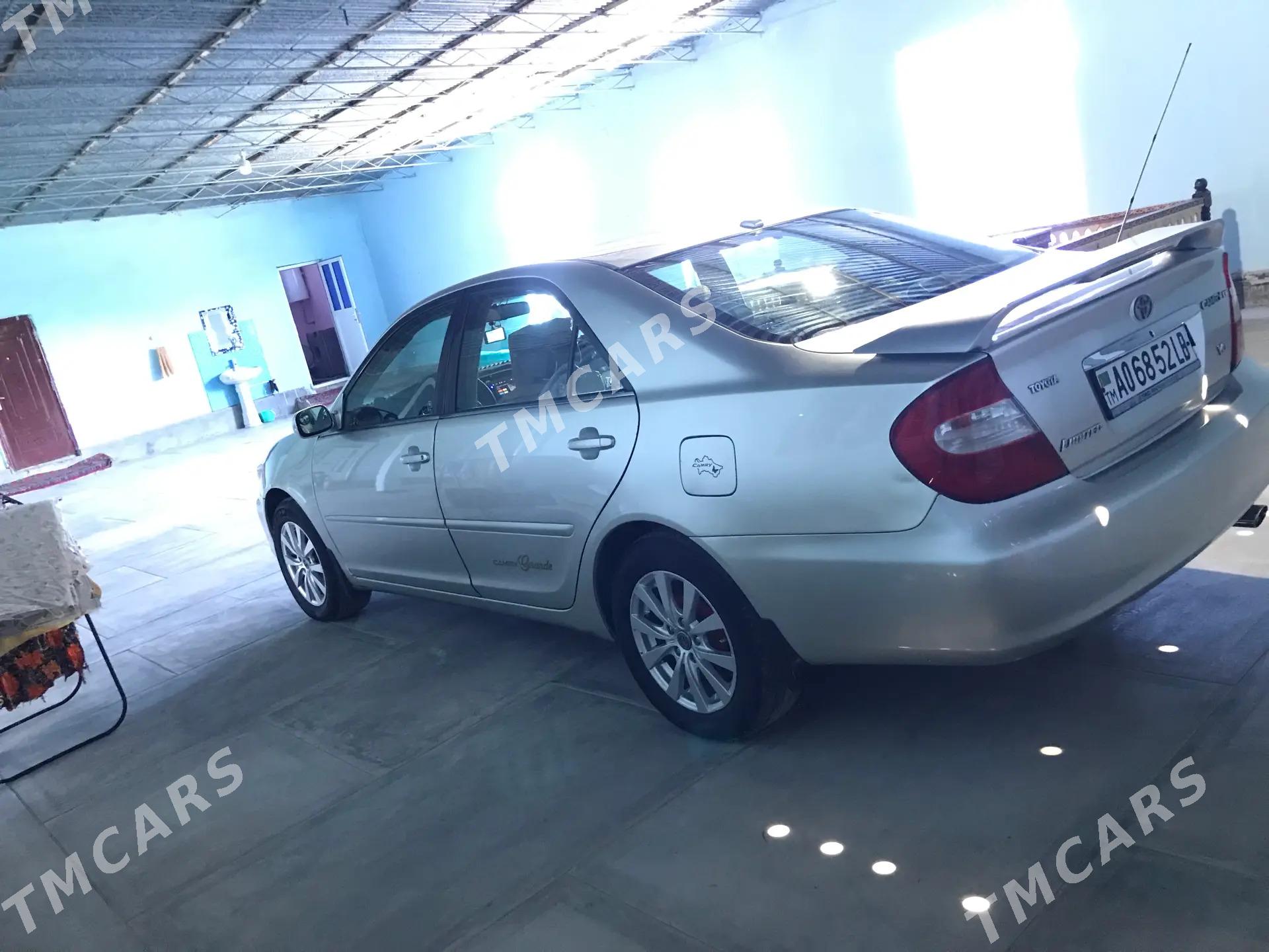 Toyota Camry 2002 - 150 000 TMT - Фарап - img 3