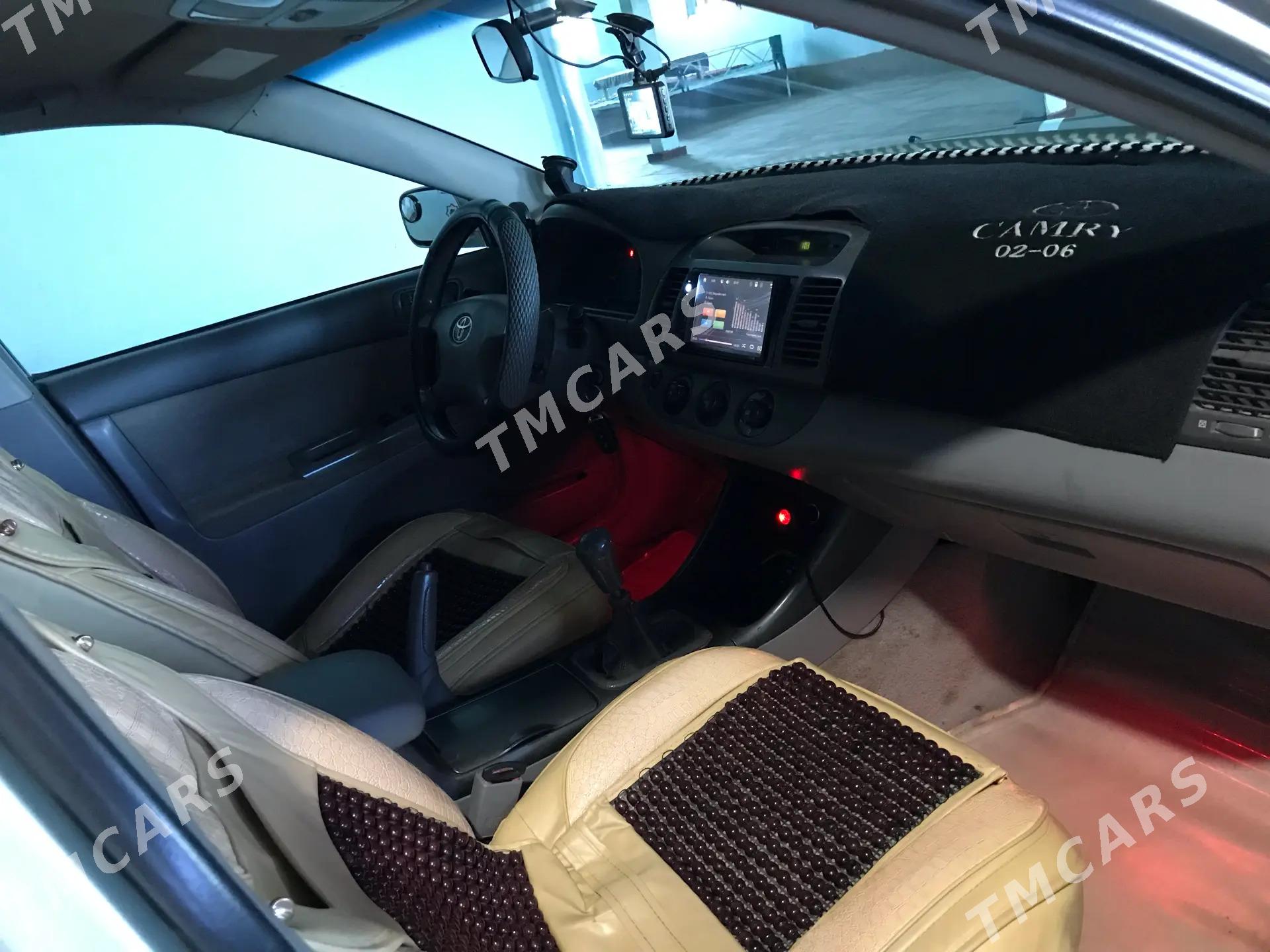 Toyota Camry 2002 - 150 000 TMT - Фарап - img 4