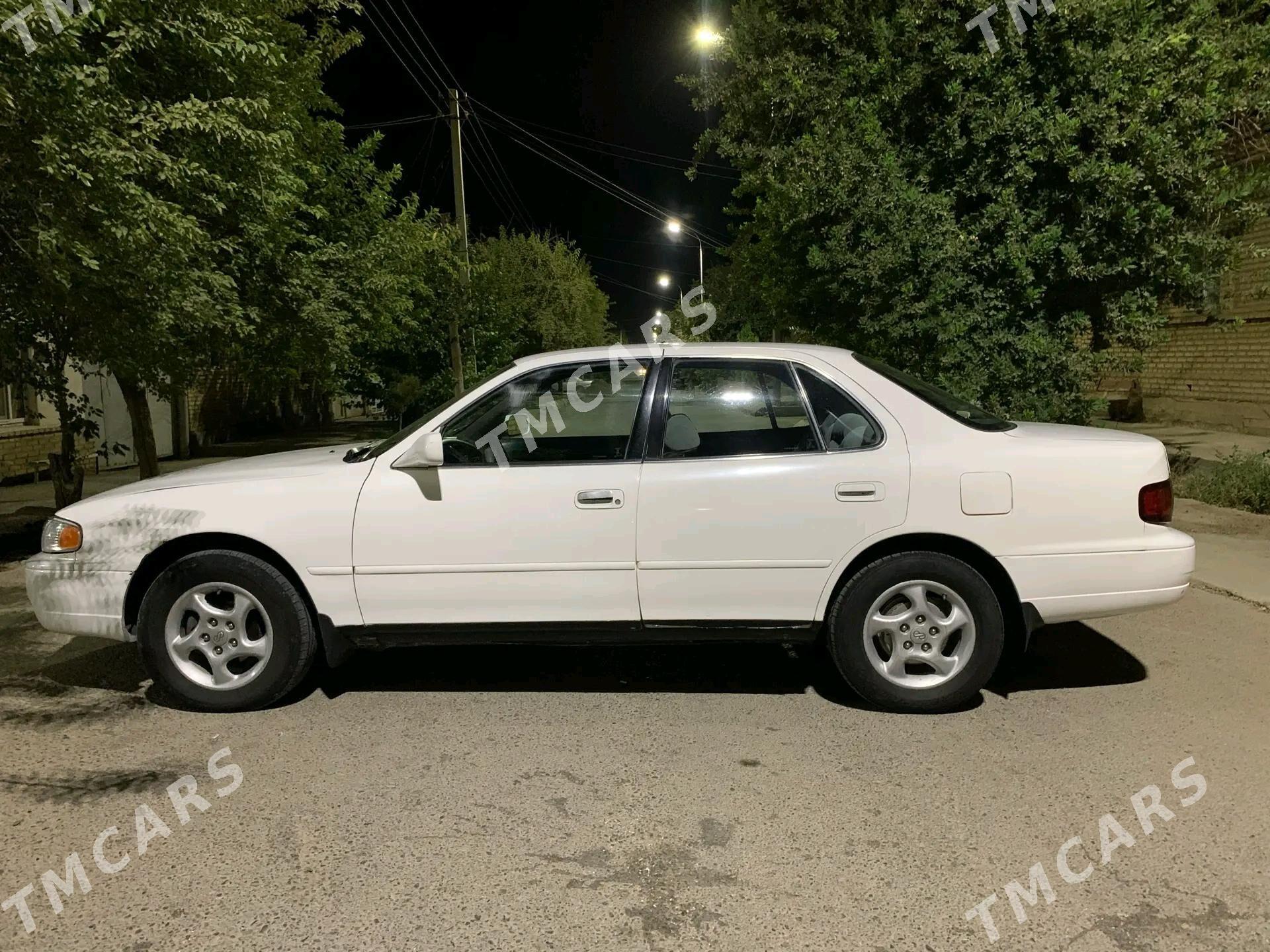 Toyota Camry 1995 - 90 000 TMT - Baýramaly - img 8