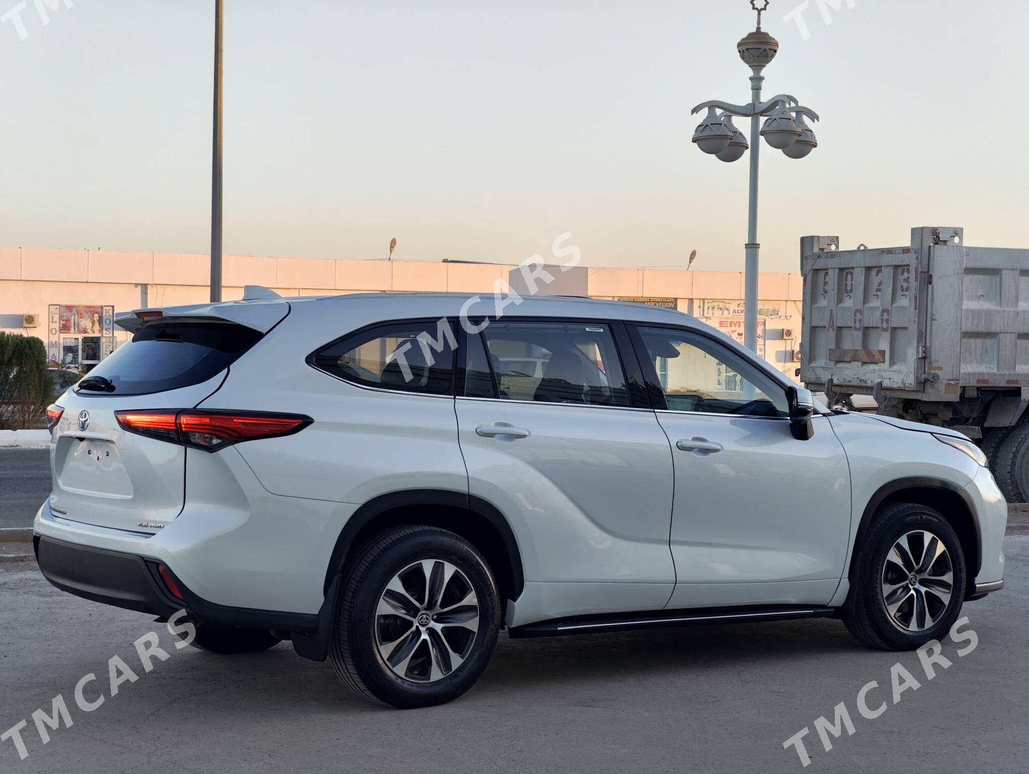 Toyota Highlander 2022 - 530 000 TMT - Tejen - img 7
