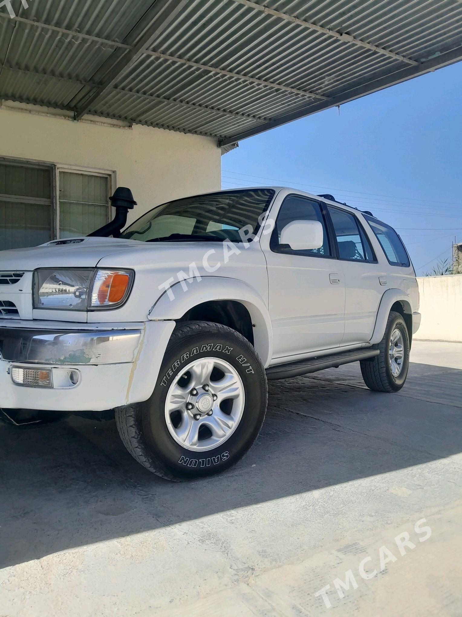 Toyota 4Runner 2002 - 150 000 TMT - Ýaşlyk - img 2