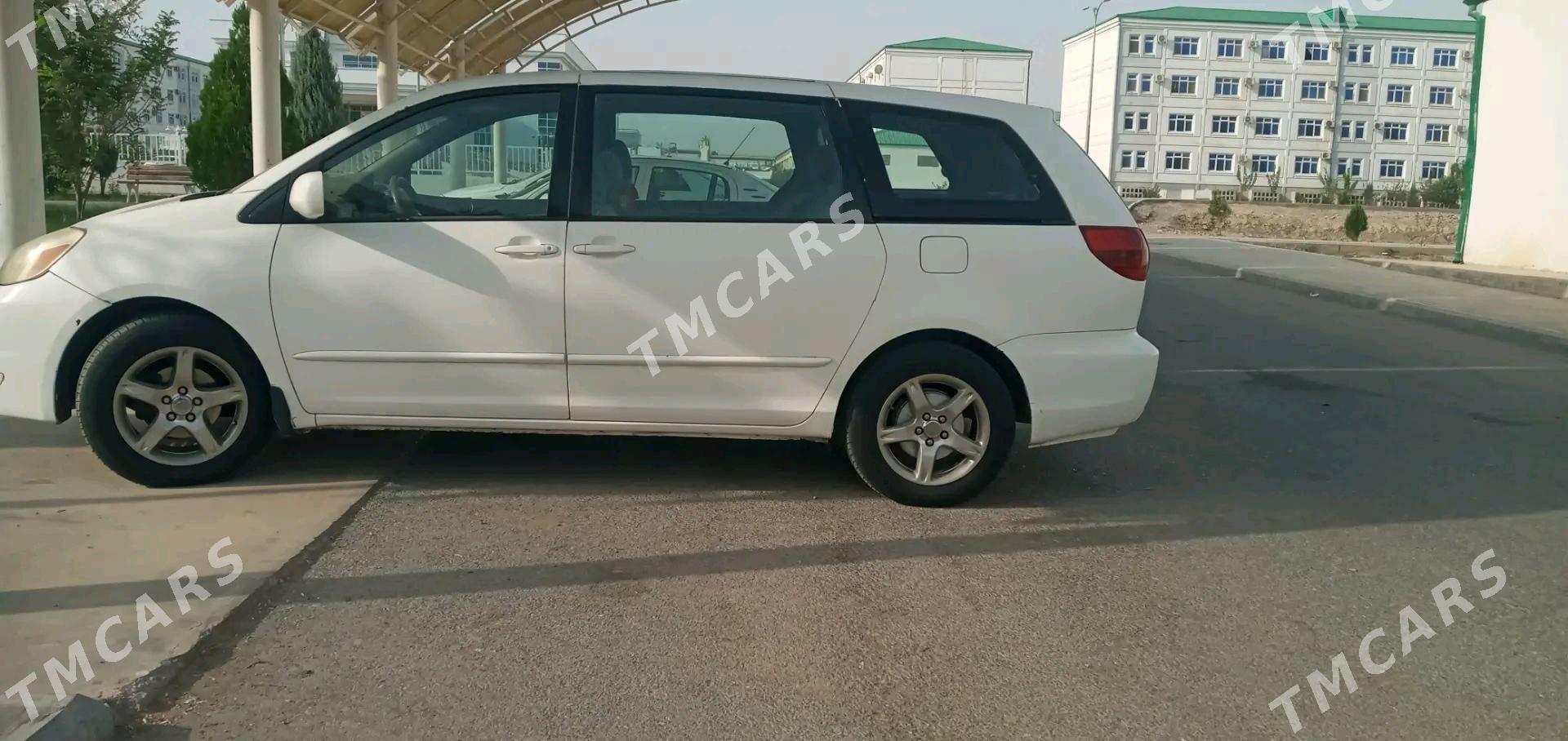 Toyota Sienna 2004 - 180 000 TMT - Aşgabat - img 7