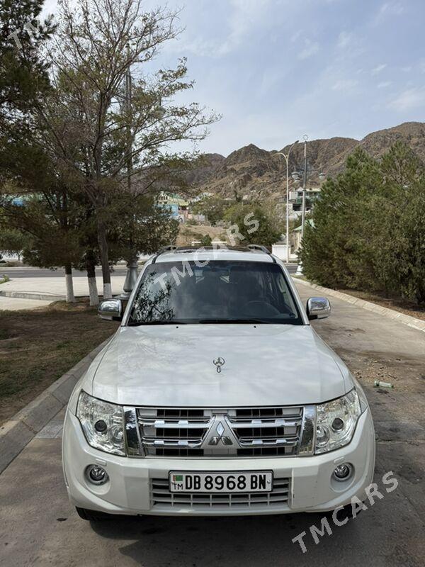 Mitsubishi Pajero 2013 - 280 000 TMT - Türkmenbaşy - img 5
