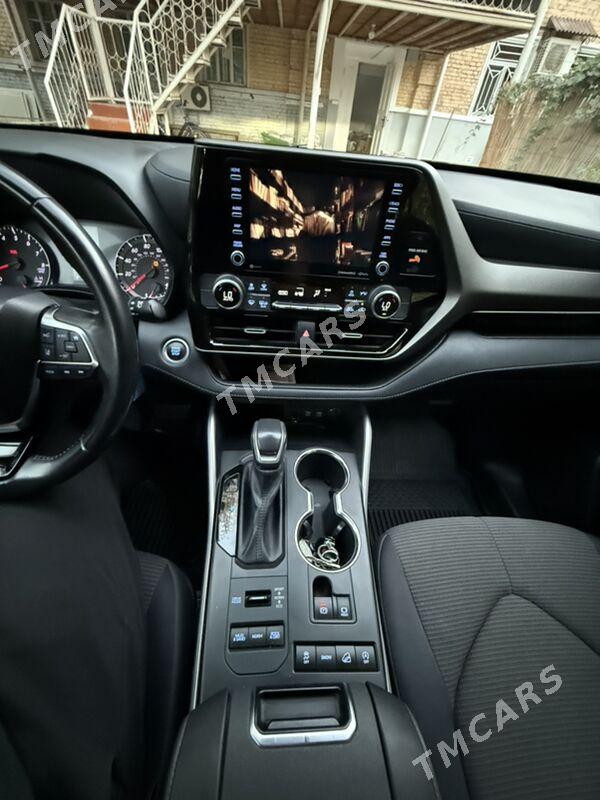 Toyota Highlander 2021 - 540 000 TMT - Мары - img 3