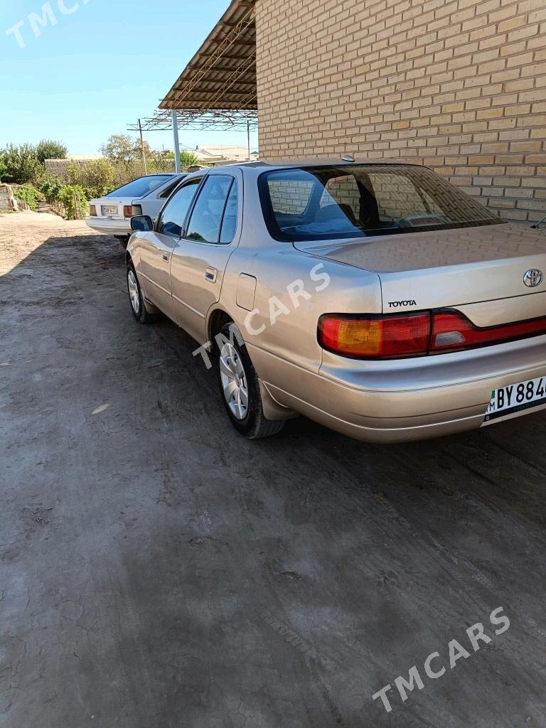 Toyota Camry 1992 - 90 000 TMT - Halaç - img 7