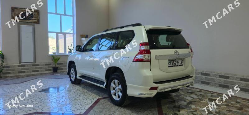 Toyota Land Cruiser Prado 2011 - 555 000 TMT - Türkmenabat - img 3