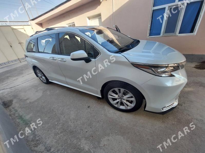 Toyota Sienna 2022 - 520 000 TMT - Aşgabat - img 8