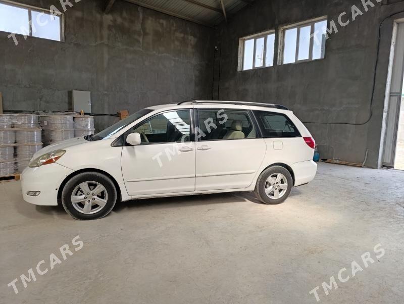 Toyota Sienna 2006 - 190 000 TMT - Änew - img 3