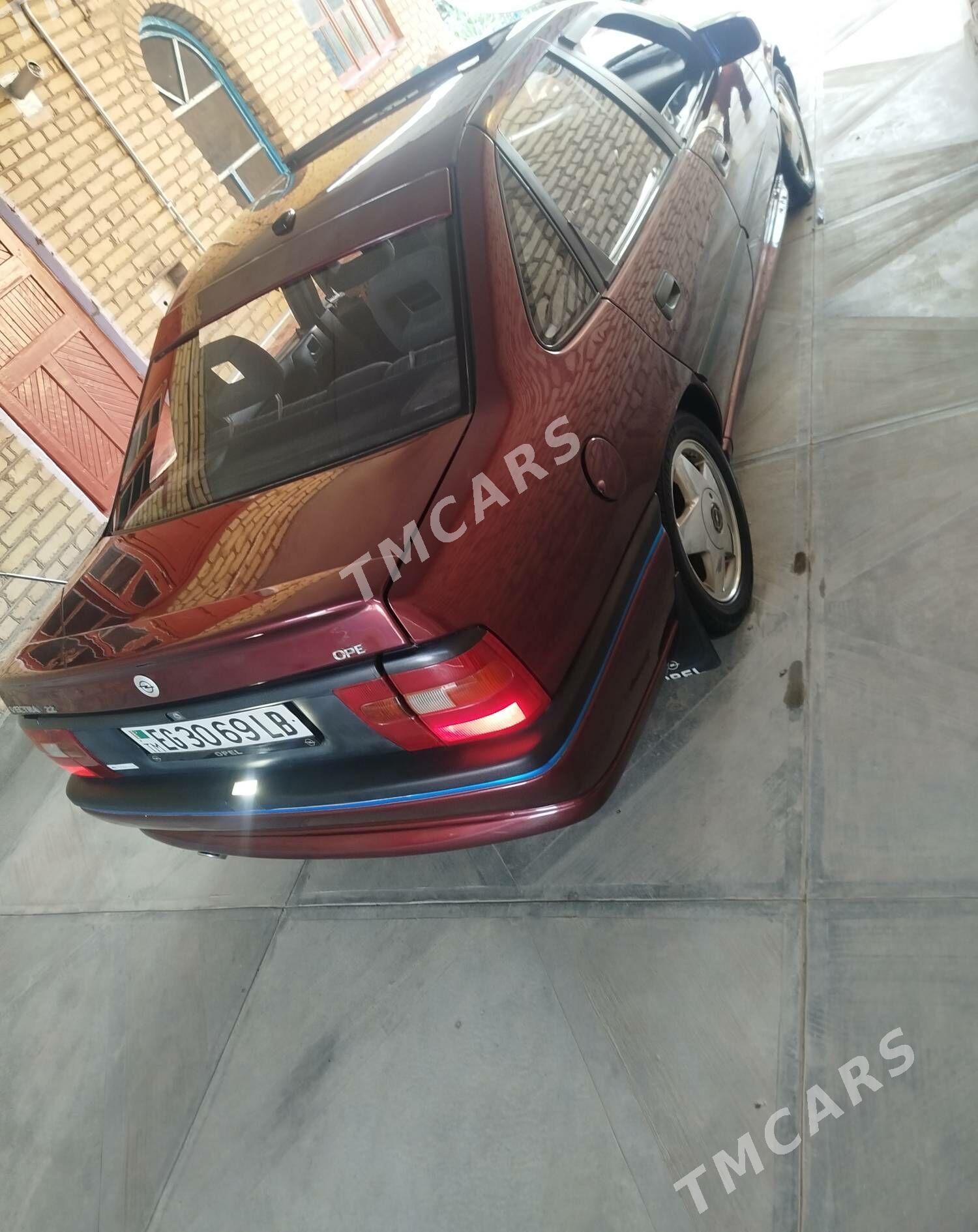 Opel Vectra 1992 - 60 000 TMT - Saýat - img 3