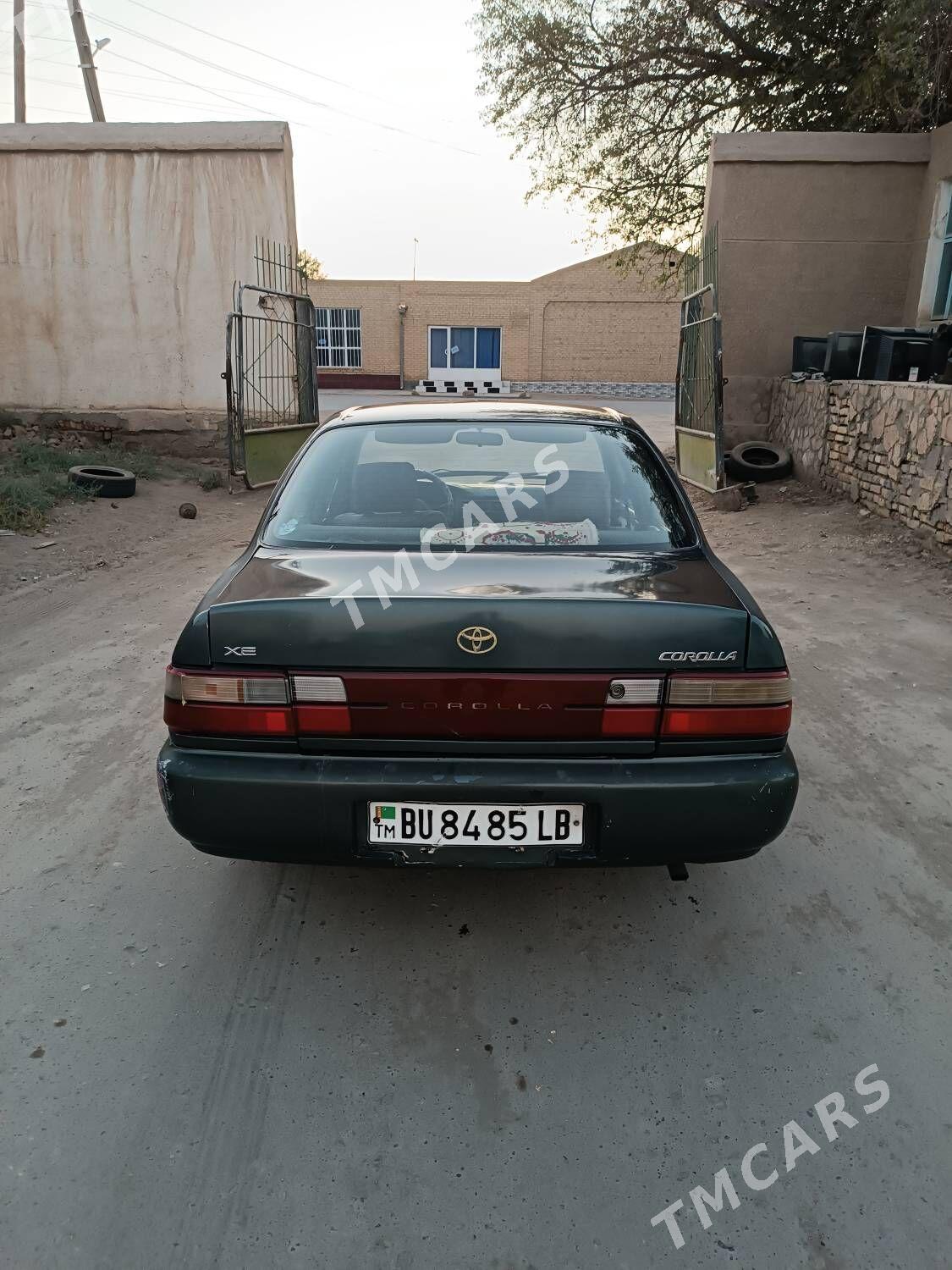 Toyota Corolla 1994 - 50 000 TMT - Керки - img 2