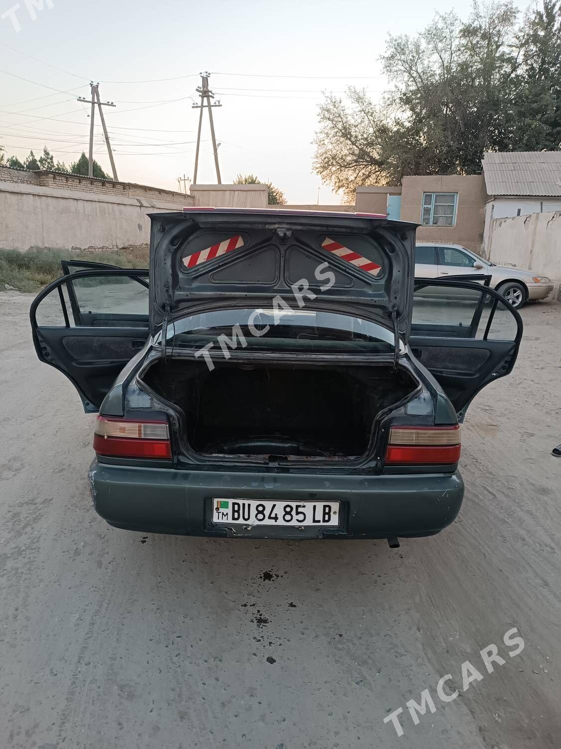 Toyota Corolla 1994 - 50 000 TMT - Керки - img 4